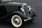 Ford V8 Deluxe Tudor Sedan 1937 года